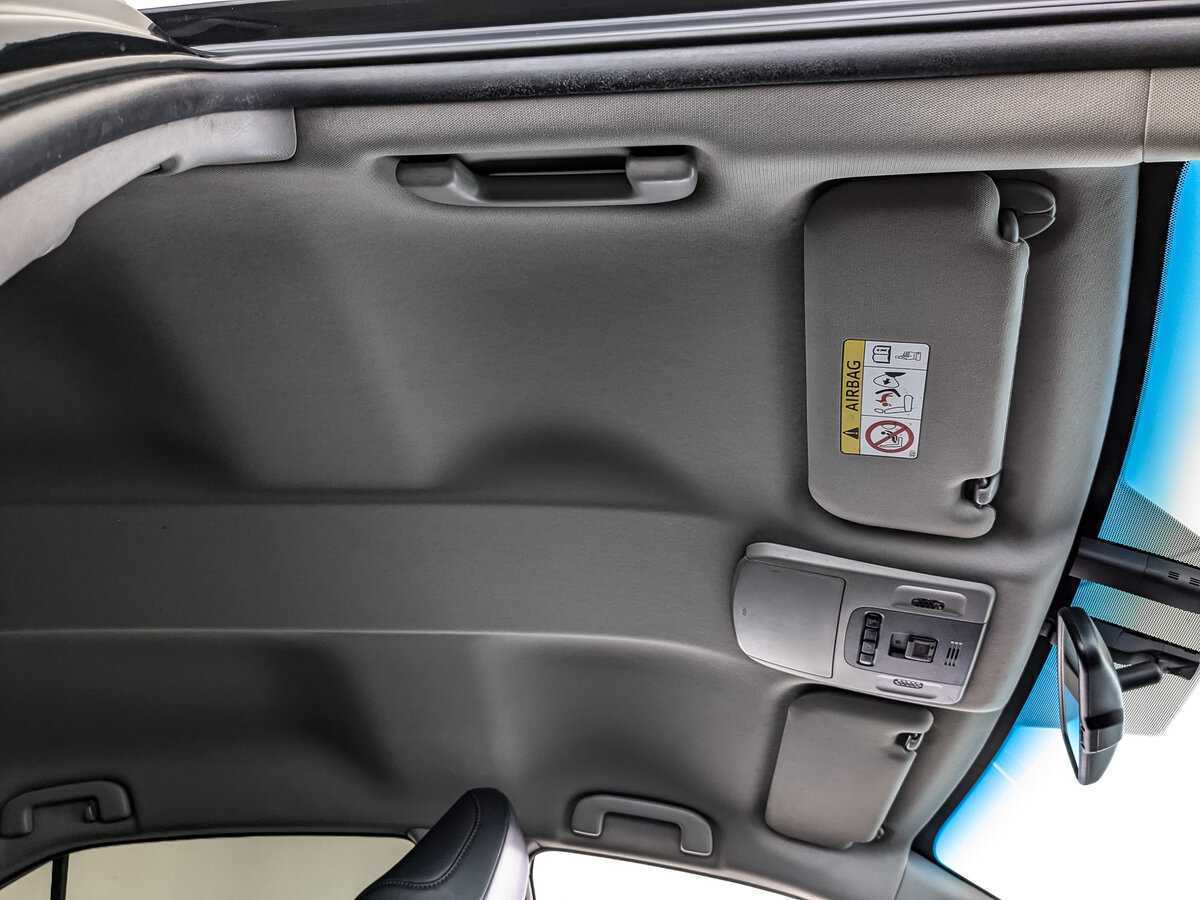 Б/У Тойота Камри 2019 года. Фото: #18