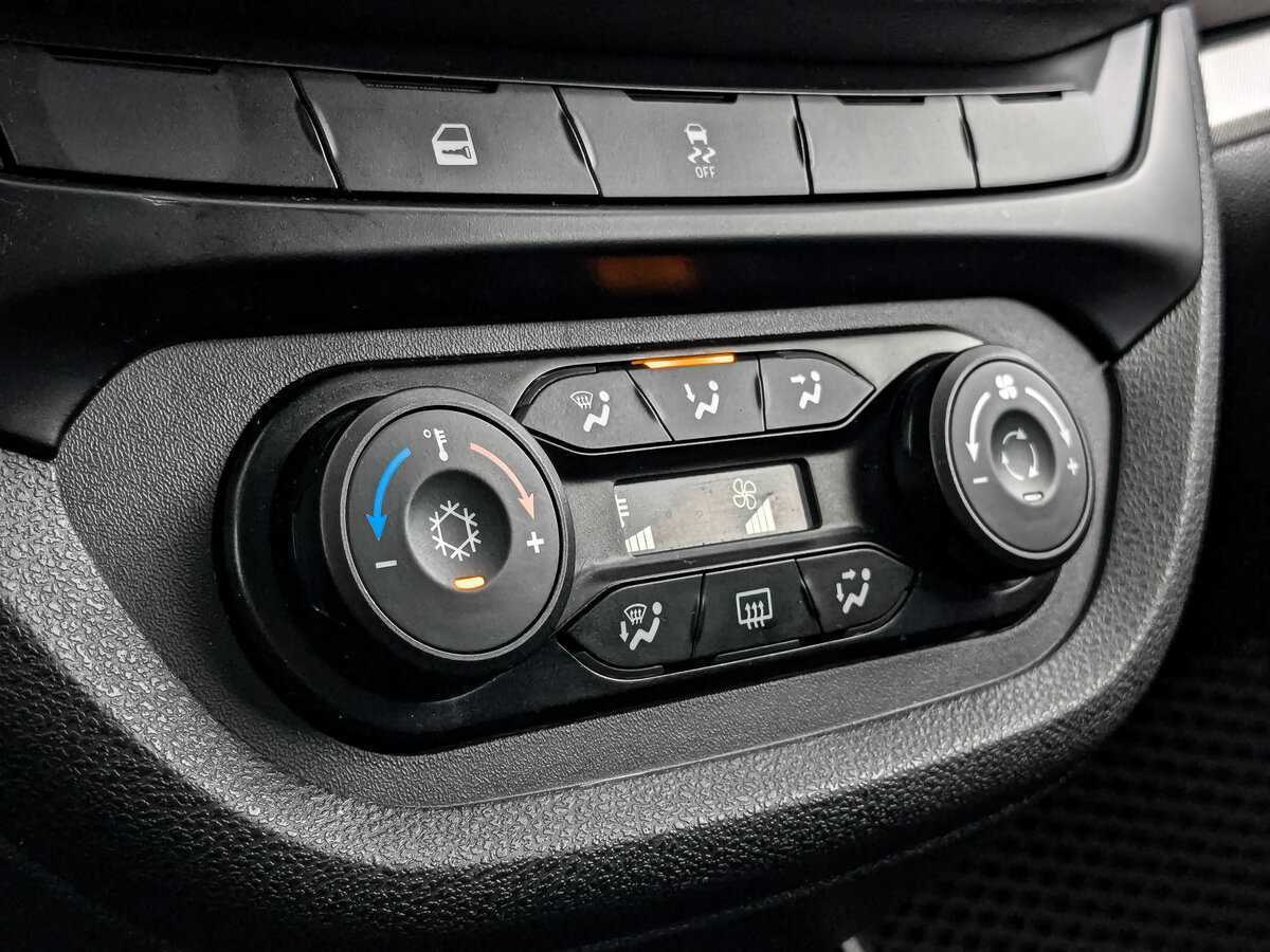 Б/У Лада (ВАЗ) Веста 2020 года. Фото: #16