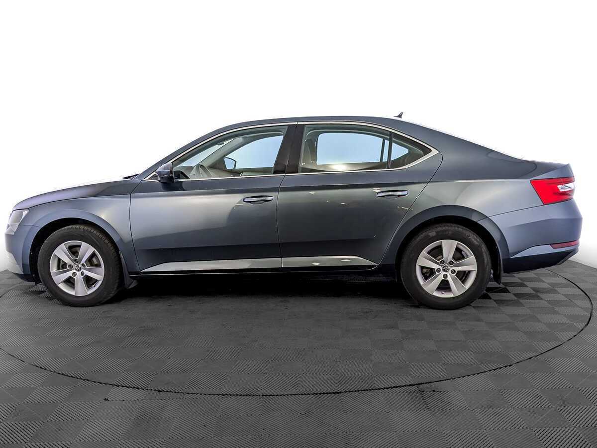 Б/У Шкода Суперб 2019 года. Фото: #7