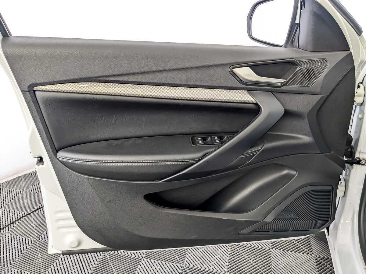 Б/У Лада (ВАЗ) Веста 2023 года. Фото: #13