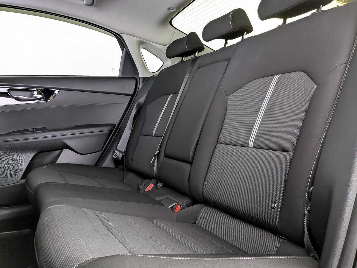 Б/У Киа Церато 2021 года. Фото: #9