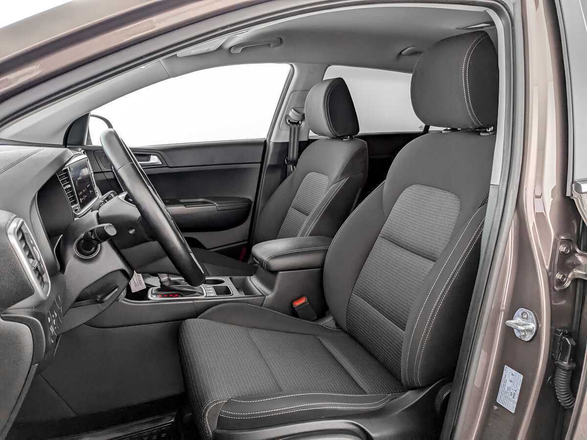 Б/У Киа Спортейдж 2020 года. Фото: #15