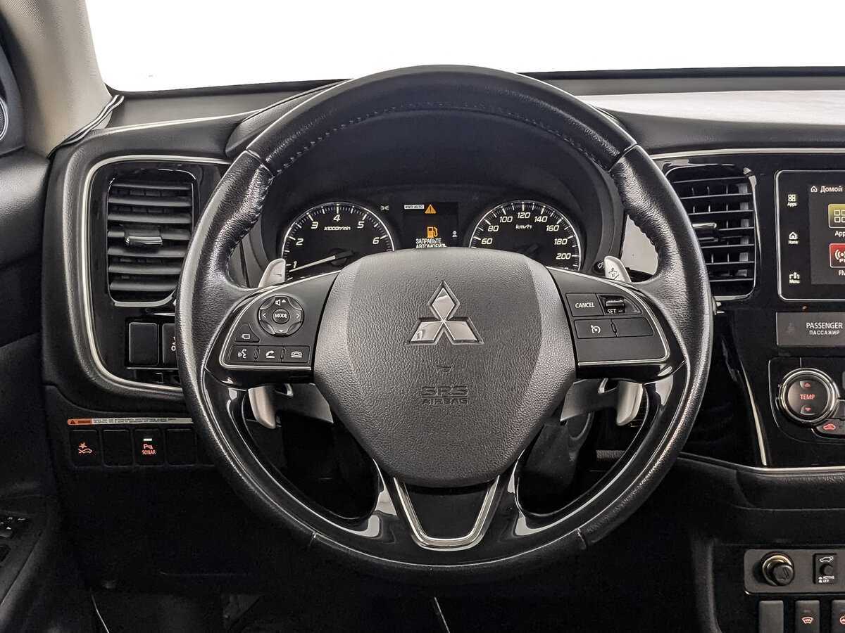 Mitsubishi Outlander 2017 года с пробегом. Фото: #16
