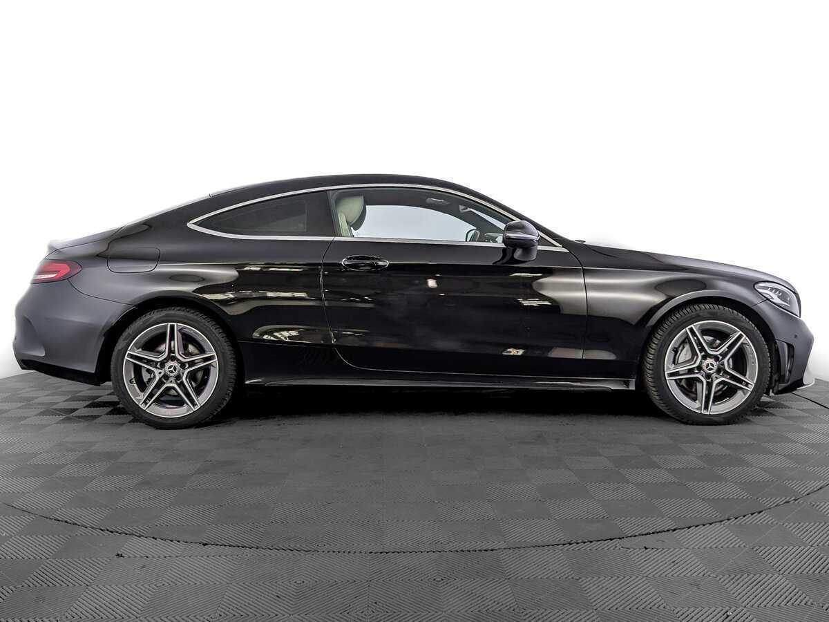 Mercedes-Benz C-Класс 2018 года с пробегом. Фото: #3