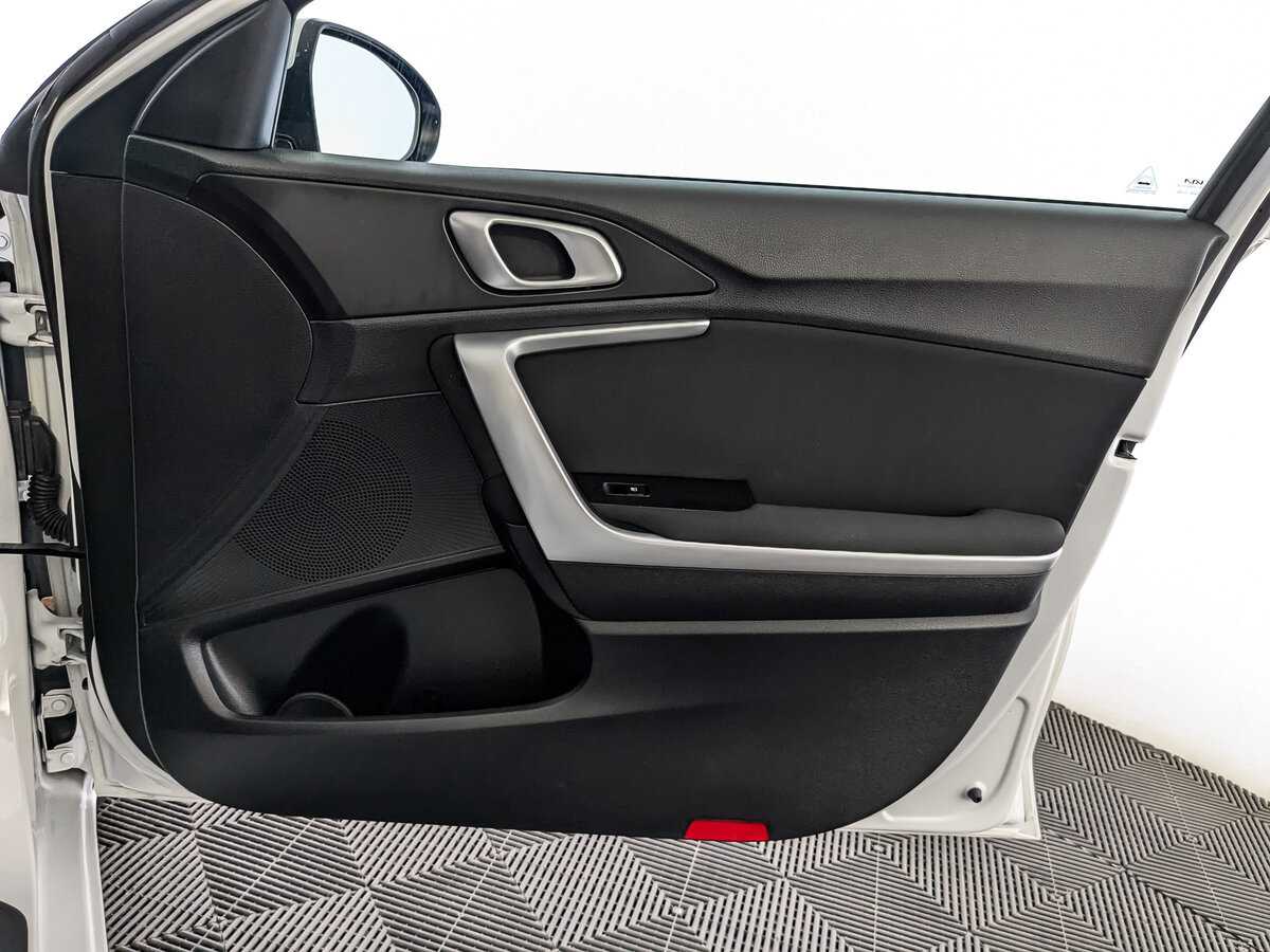 Б/У Киа Сид 2022 года. Фото: #20