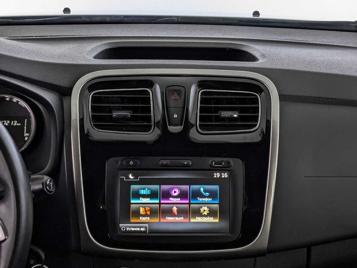 Б/У Рено Сандеро 2019 года. Фото: #12