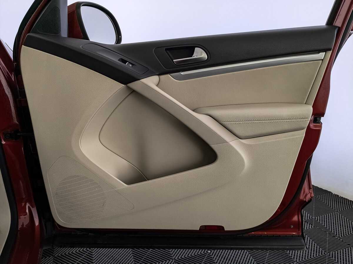 Б/У Фольксваген Тигуан 2014 года. Фото: #20