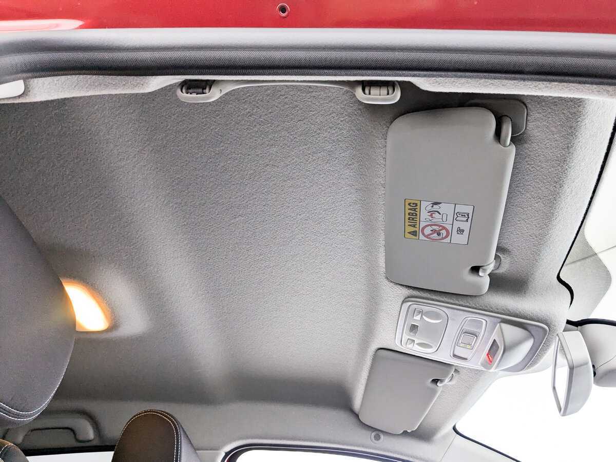 Б/У Рено Каптюр 2021 года. Фото: #17