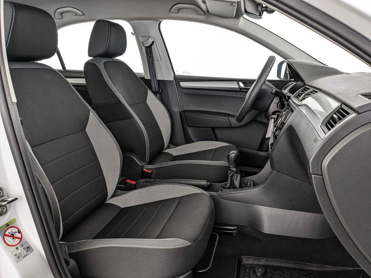 Б/У Шкода Рапид 2019 года. Фото: #16