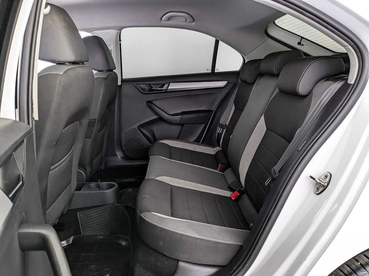 Б/У Шкода Рапид 2019 года. Фото: #13