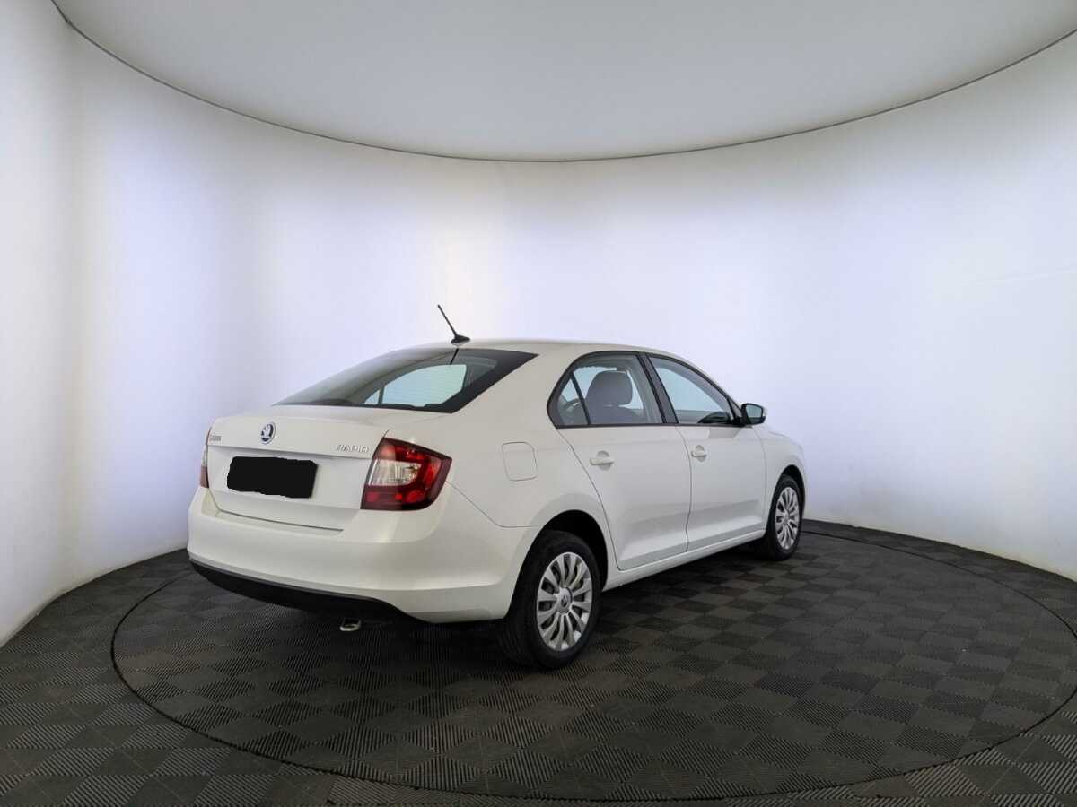 Skoda Rapid 2019 года с пробегом. Фото: #4