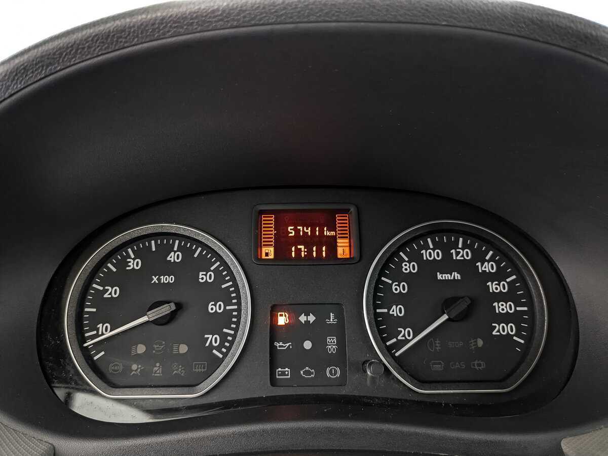 Б/У Рено Сандеро 2012 года. Фото: #11