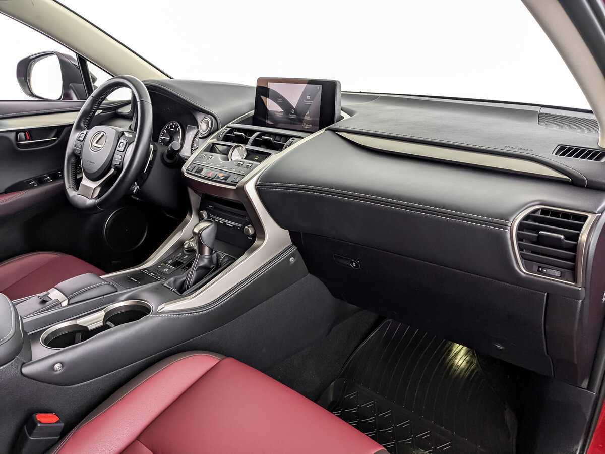 Lexus NX 2019 года с пробегом. Фото: #8