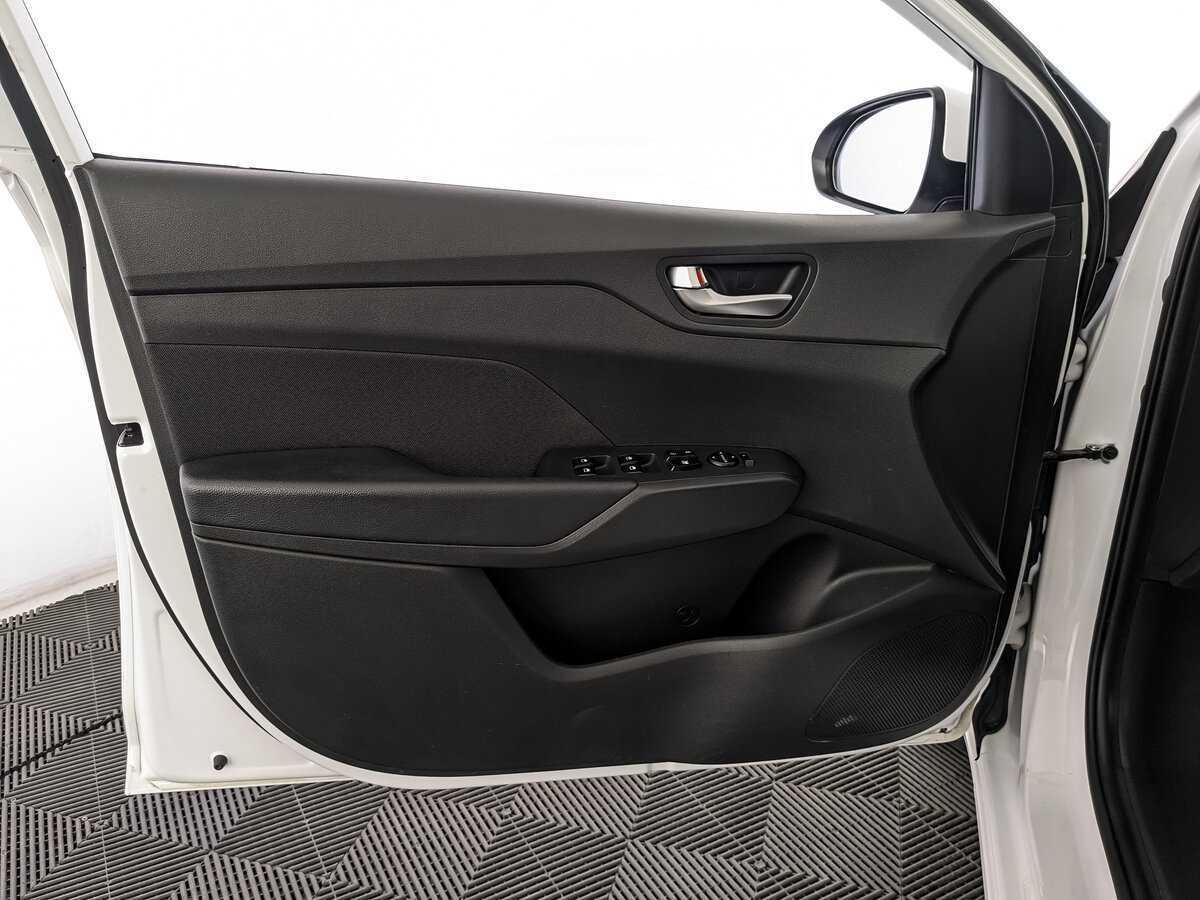 Б/У Хендай Солярис 2022 года. Фото: #14