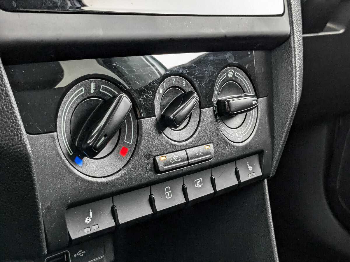 Б/У Шкода Рапид 2018 года. Фото: #16