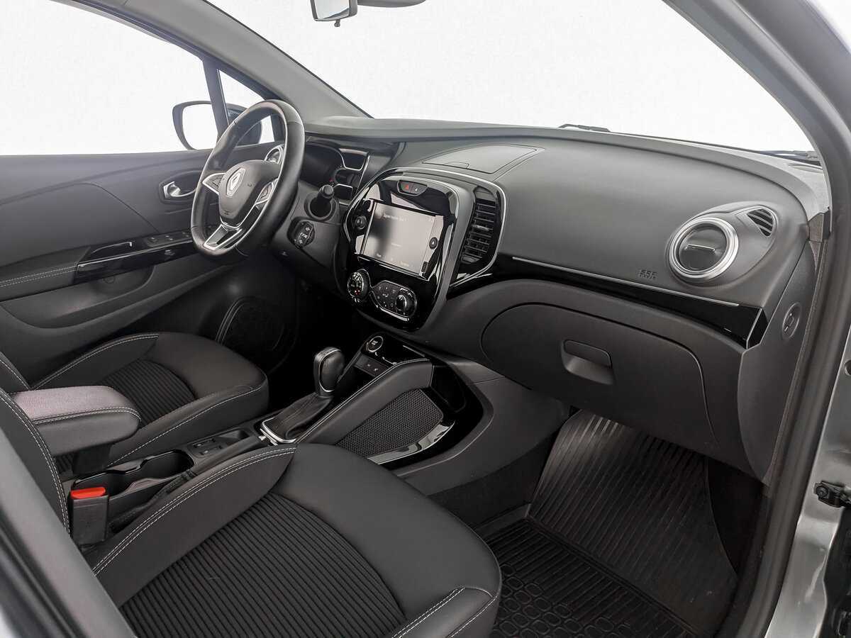 Б/У Рено Каптюр 2021 года. Фото: #8