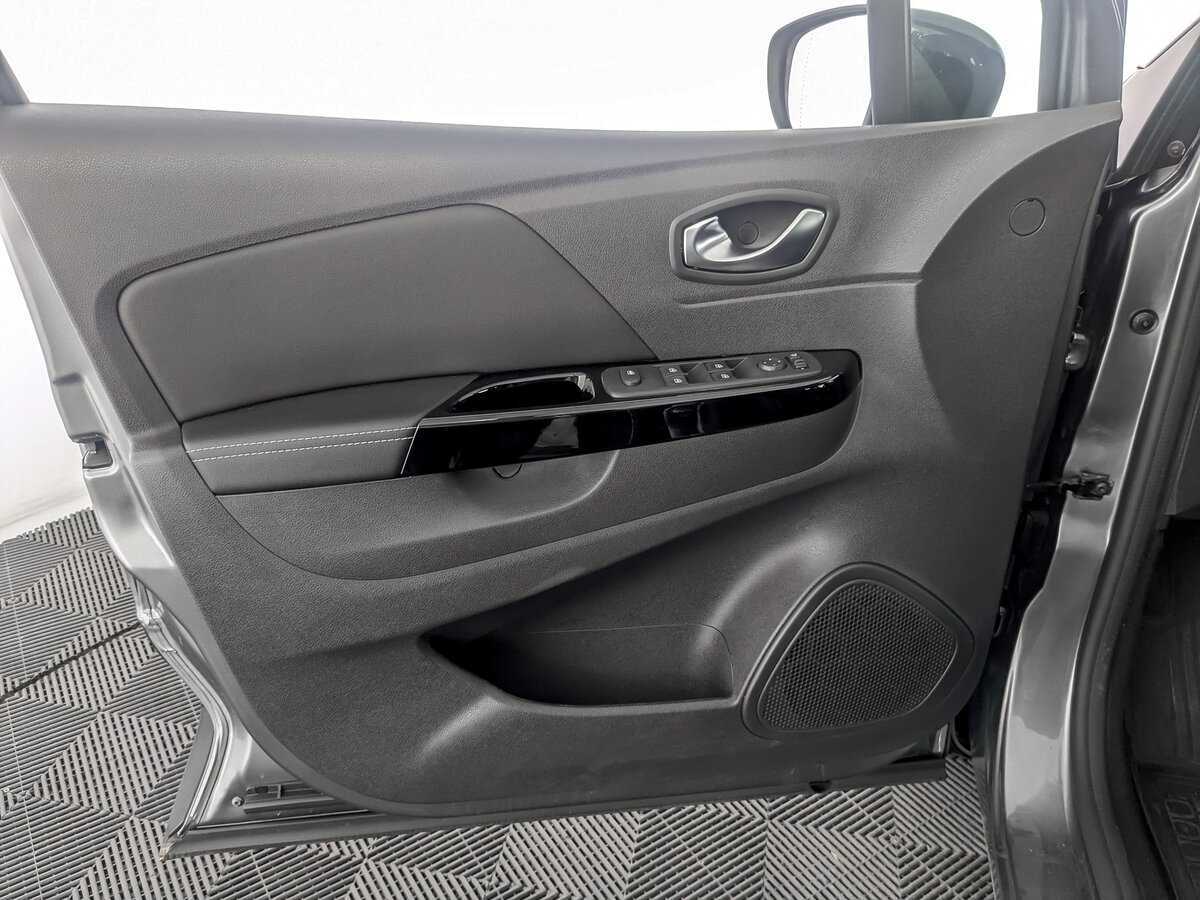 Б/У Рено Каптюр 2021 года. Фото: #14