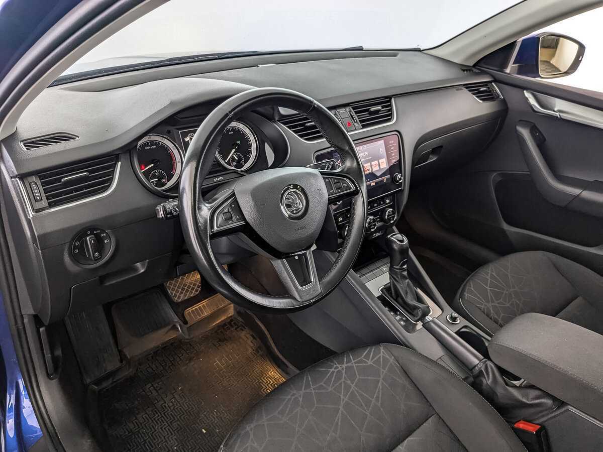 Б/У Шкода Октавия 2020 года. Фото: #10