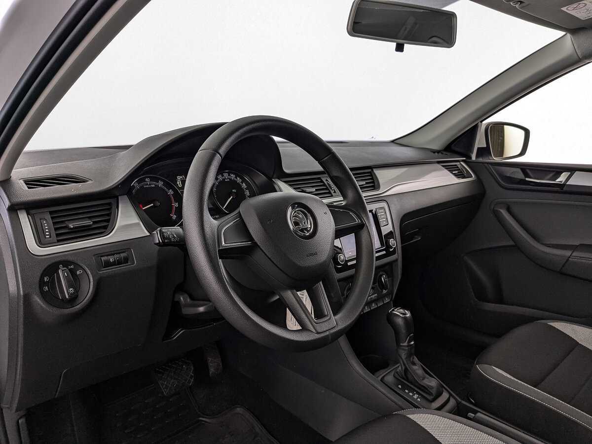 Б/У Шкода Рапид 2019 года. Фото: #10