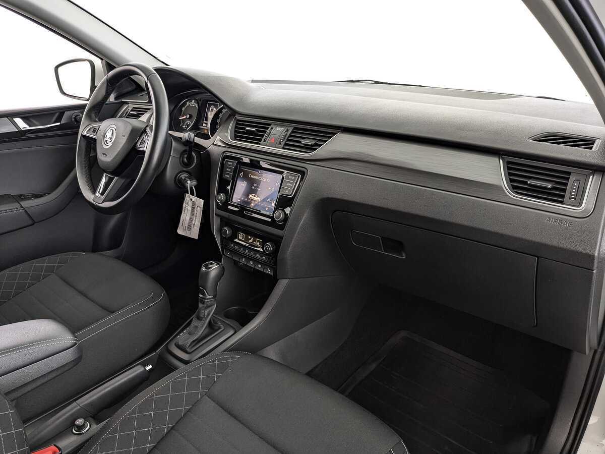 Б/У Шкода Рапид 2018 года. Фото: #8