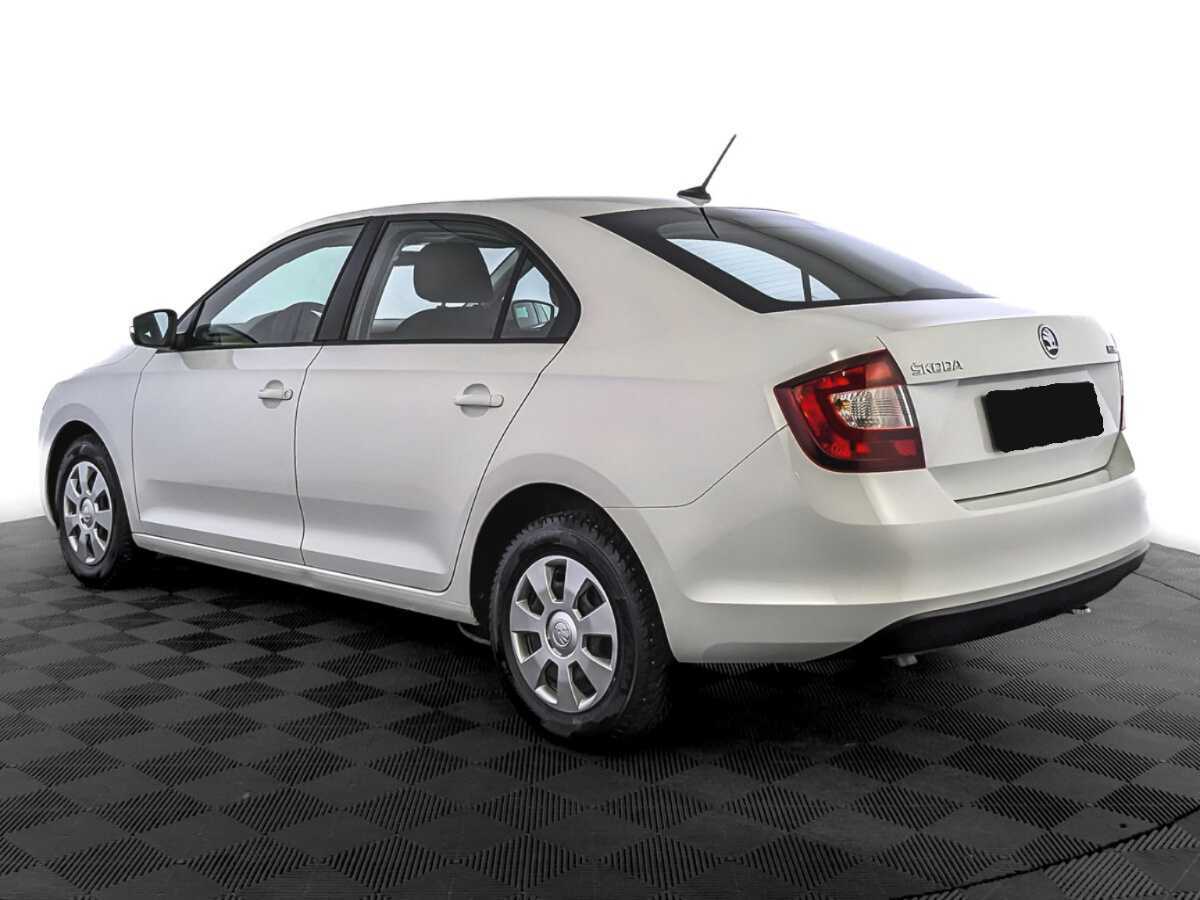 Б/У Шкода Рапид 2019 года. Фото: #6