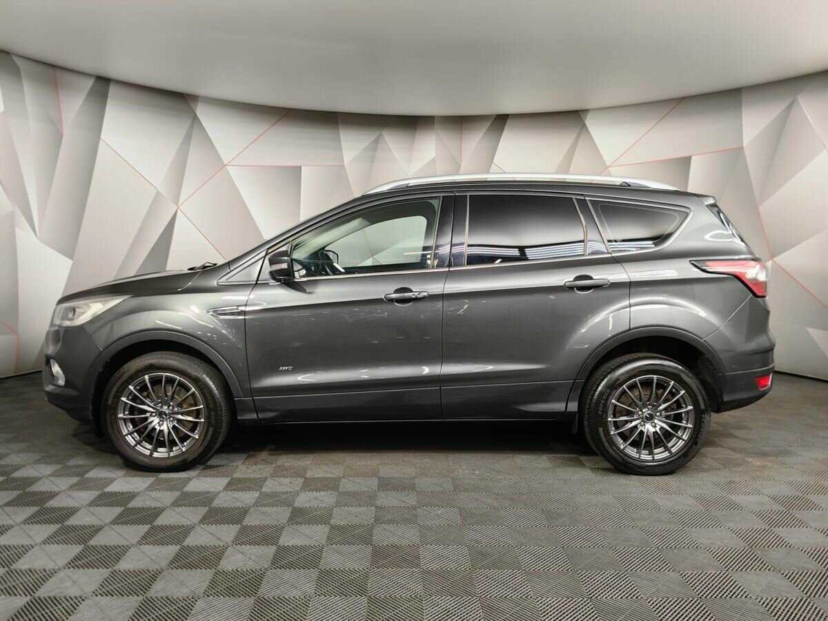 Ford Kuga 2018 года с пробегом. Фото: #4