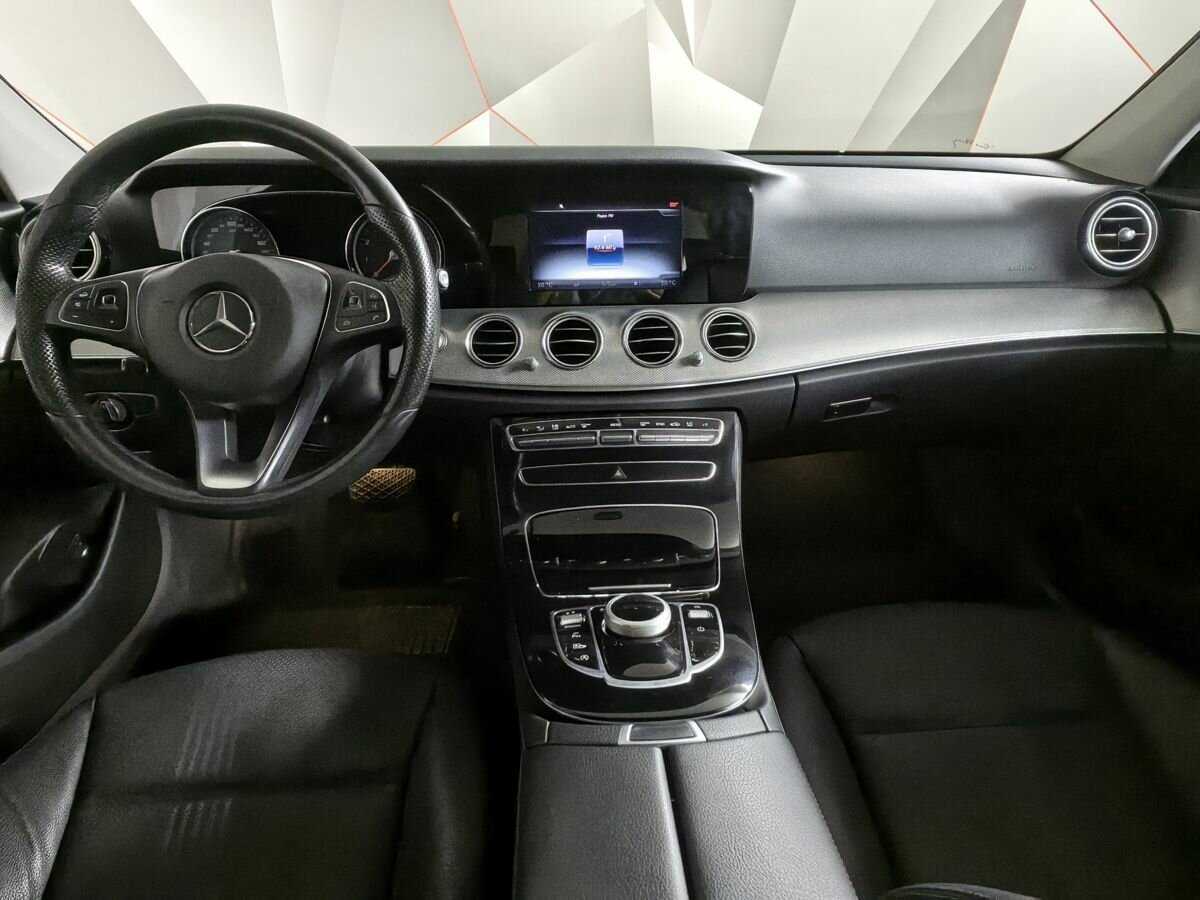 Mercedes-Benz E-Класс 2016 года с пробегом. Фото: #9