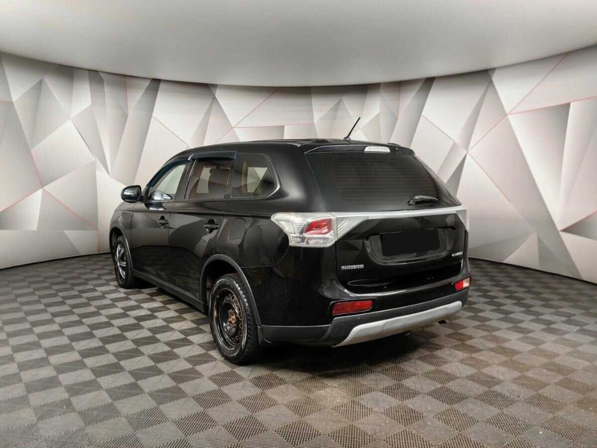Mitsubishi Outlander 2014 года с пробегом. Фото: #3