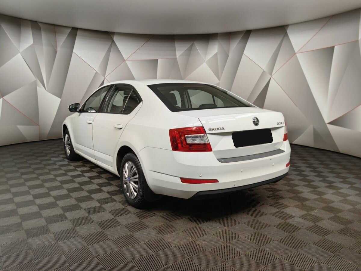 Skoda Octavia 2015 года с пробегом. Фото: #3
