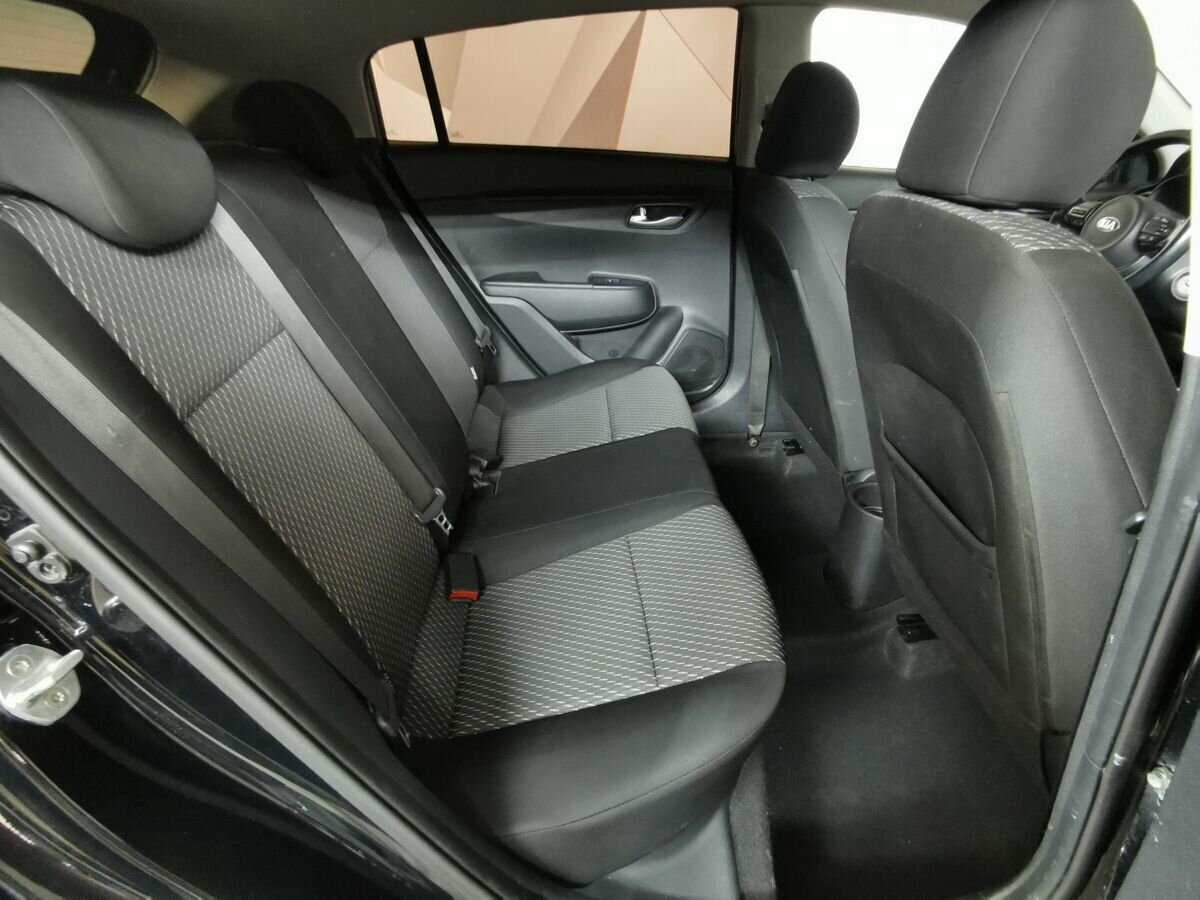 Kia Rio 2018 года с пробегом. Фото: #11