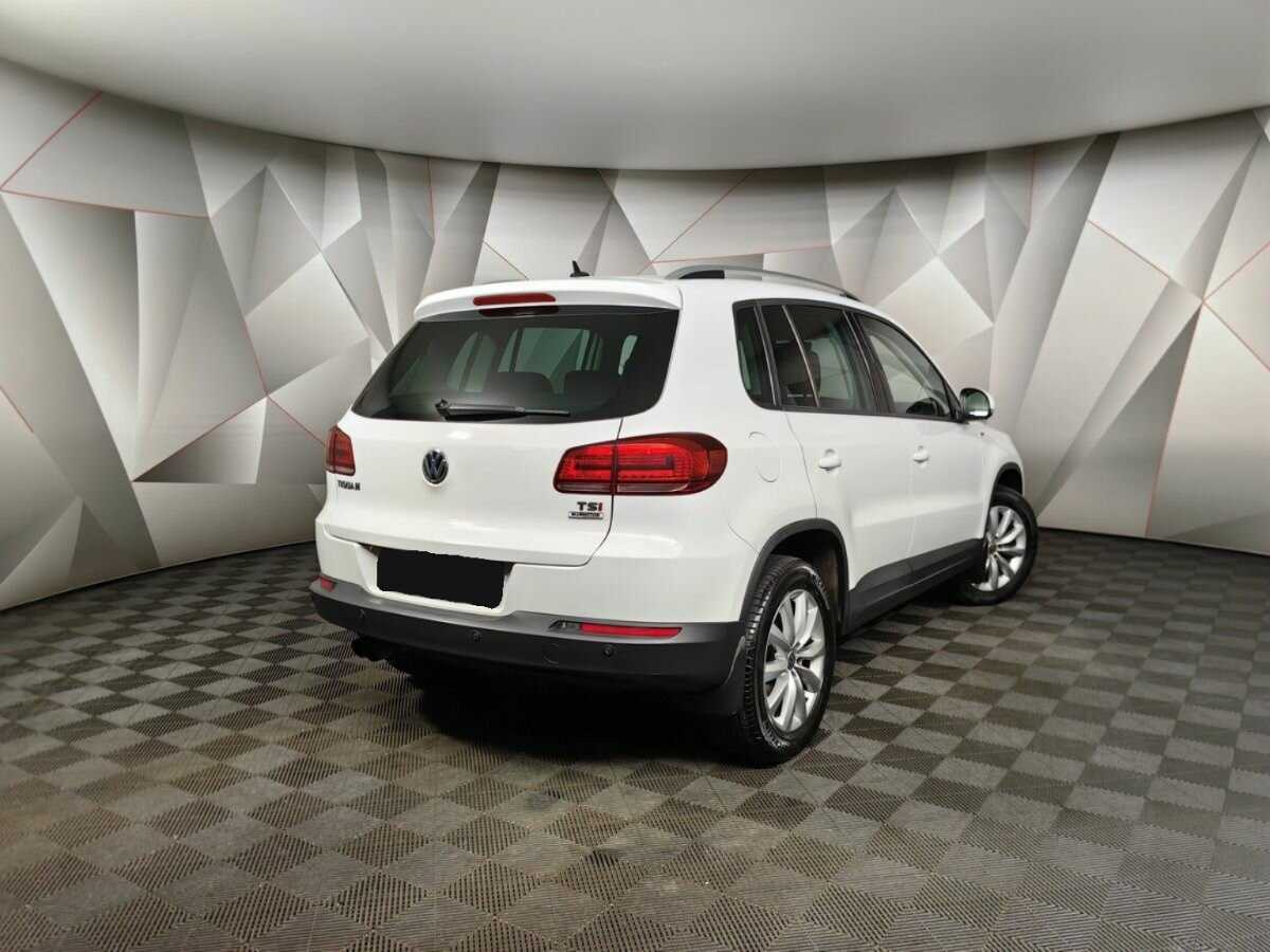 Volkswagen Tiguan 2016 года с пробегом. Фото: #1