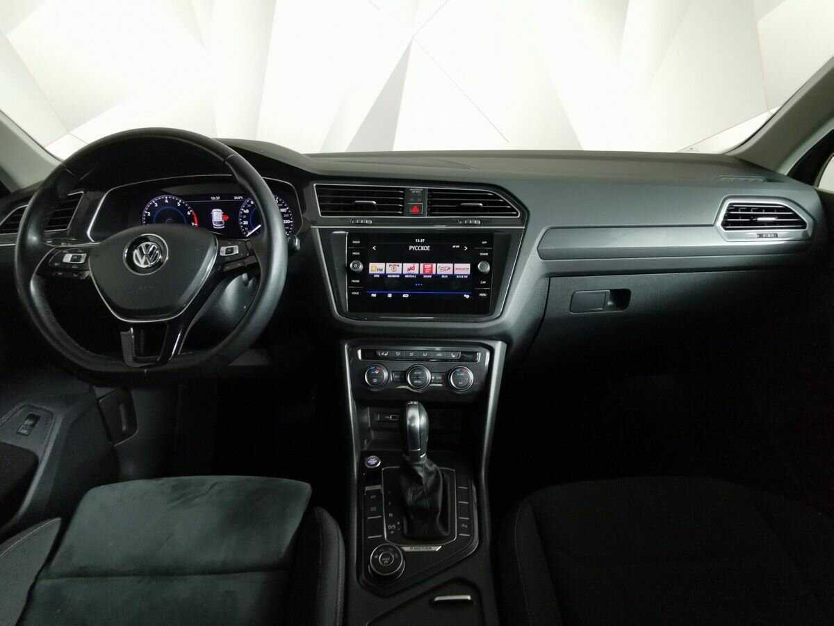 Volkswagen Tiguan 2018 года с пробегом. Фото: #9