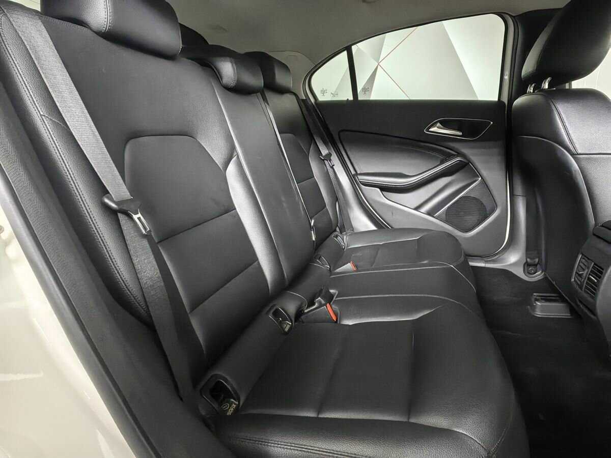 Mercedes-Benz A-Класс 2013 года с пробегом. Фото: #11