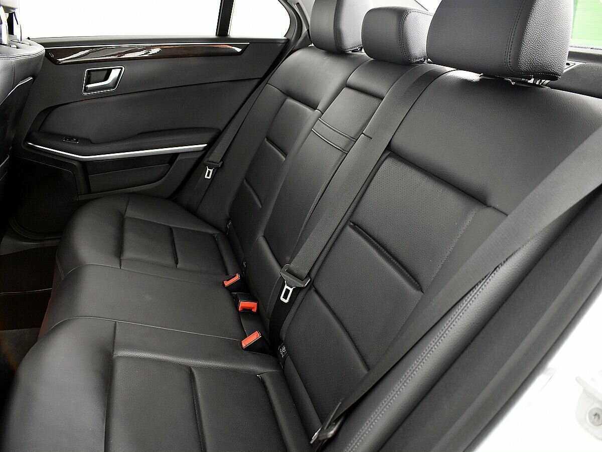 Mercedes-Benz E-Класс 2012 года с пробегом. Фото: #8