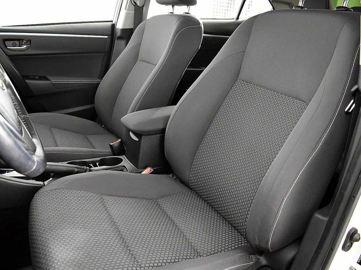 Toyota Corolla 2017 года с пробегом. Фото: #7