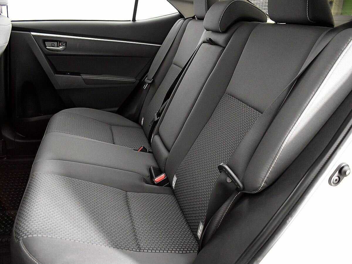 Toyota Corolla 2017 года с пробегом. Фото: #8