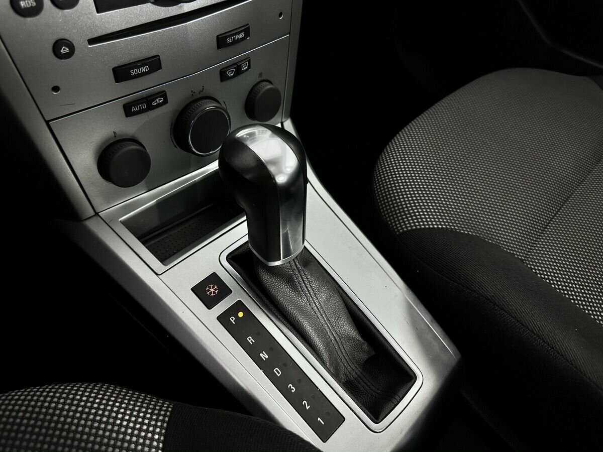 Opel Astra 2014 года с пробегом. Фото: #10