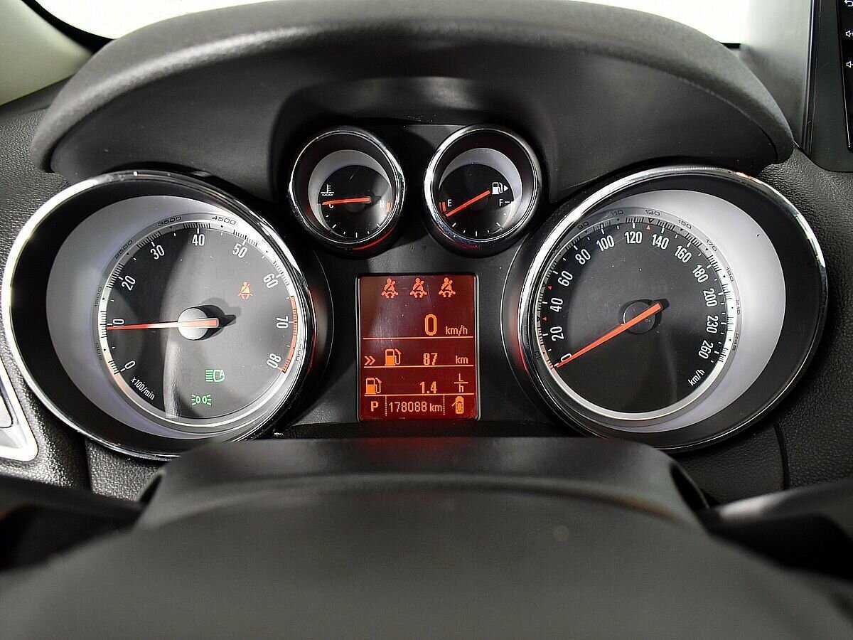 Opel Mokka 2013 года с пробегом. Фото: #11