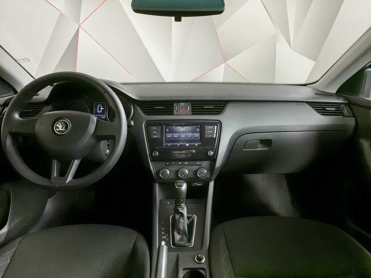 Skoda Octavia 2020 года с пробегом. Фото: #9