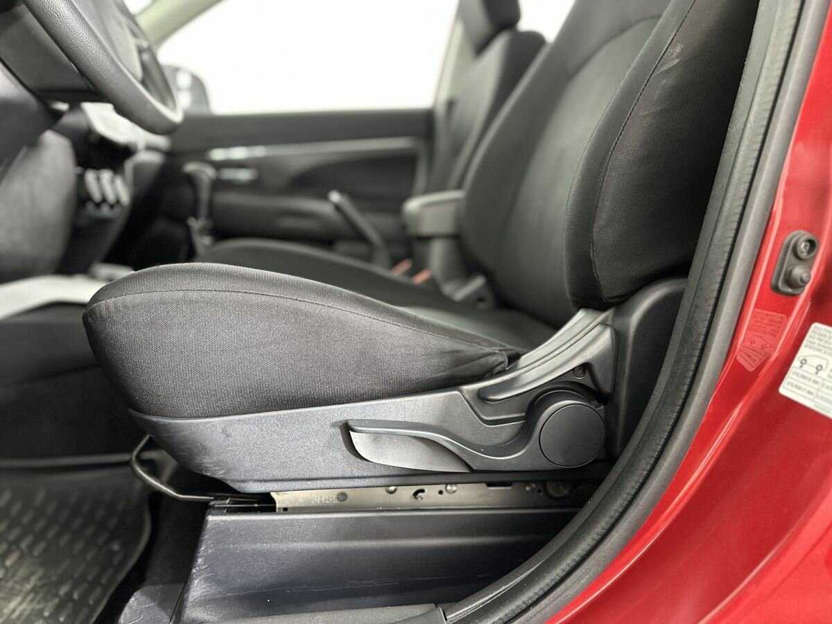 Mitsubishi ASX 2013 года с пробегом. Фото: #9