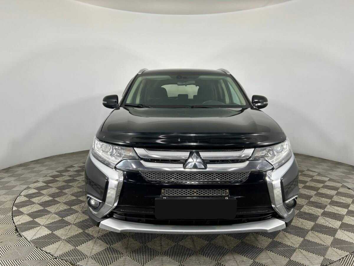 Mitsubishi Outlander 2015 года с пробегом. Фото: #1