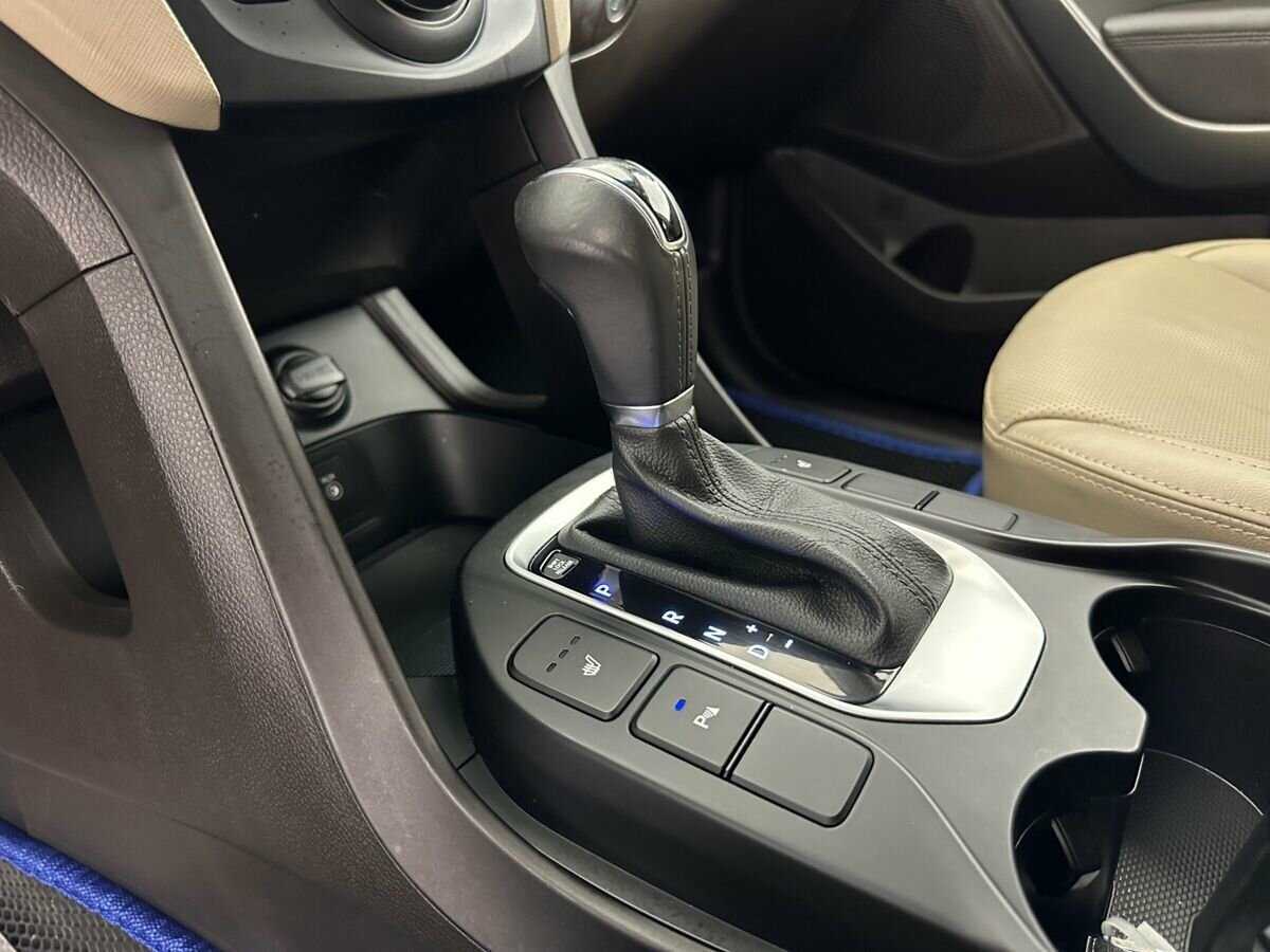 Hyundai Santa Fe 2017 года с пробегом. Фото: #12