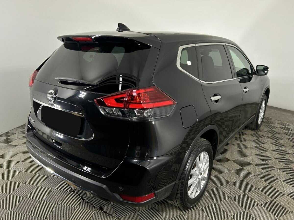 Б/У Ниссан Икс-Трейл 2018 года. Фото: #3