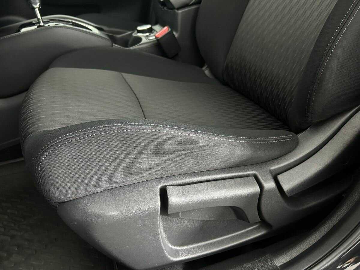 Б/У Ниссан Икс-Трейл 2018 года. Фото: #7