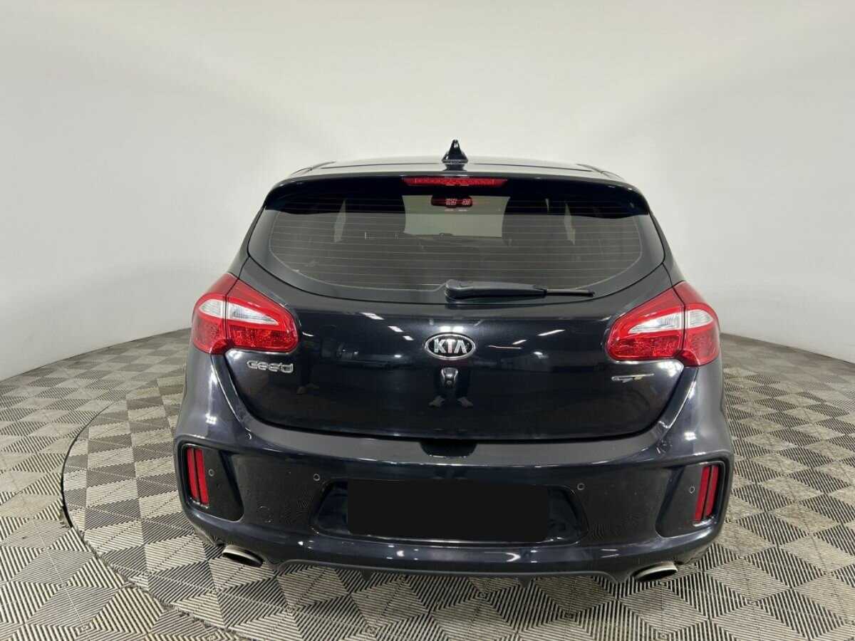 Б/У Киа Сид ГТ 2017 года. Фото: #2