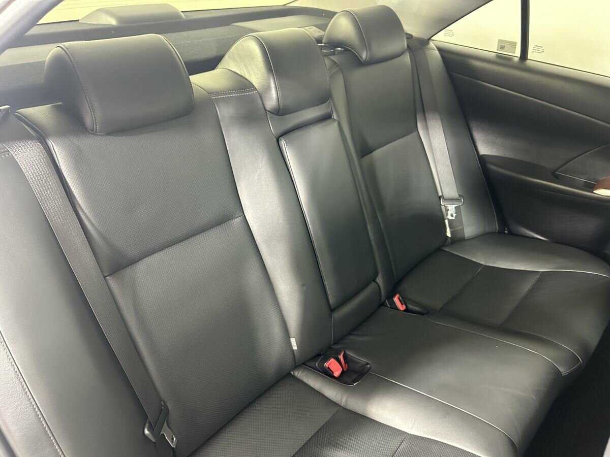 Б/У Тойота Камри 2013 года. Фото: #14