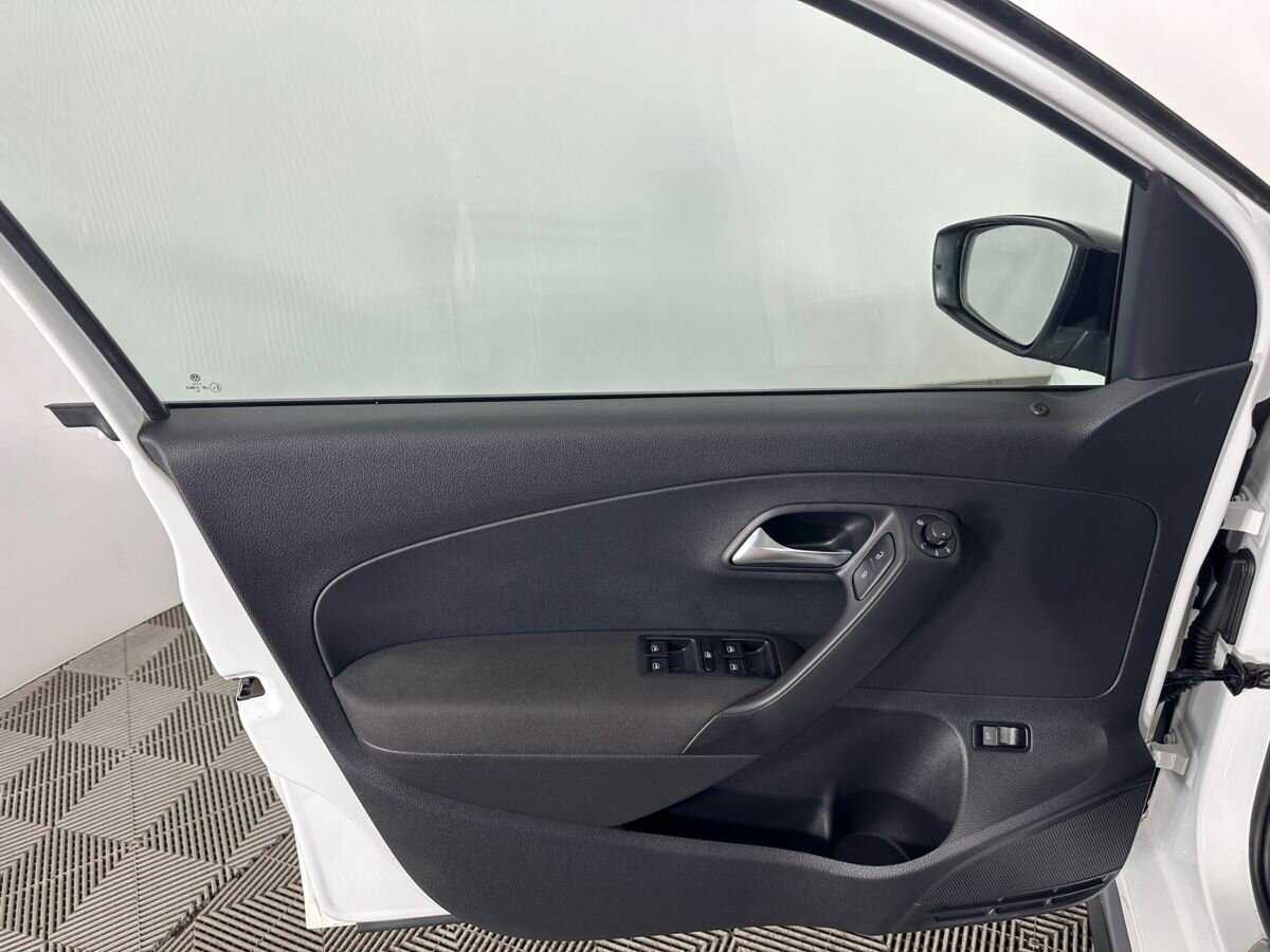 Volkswagen Polo 2018 года с пробегом. Фото: #7