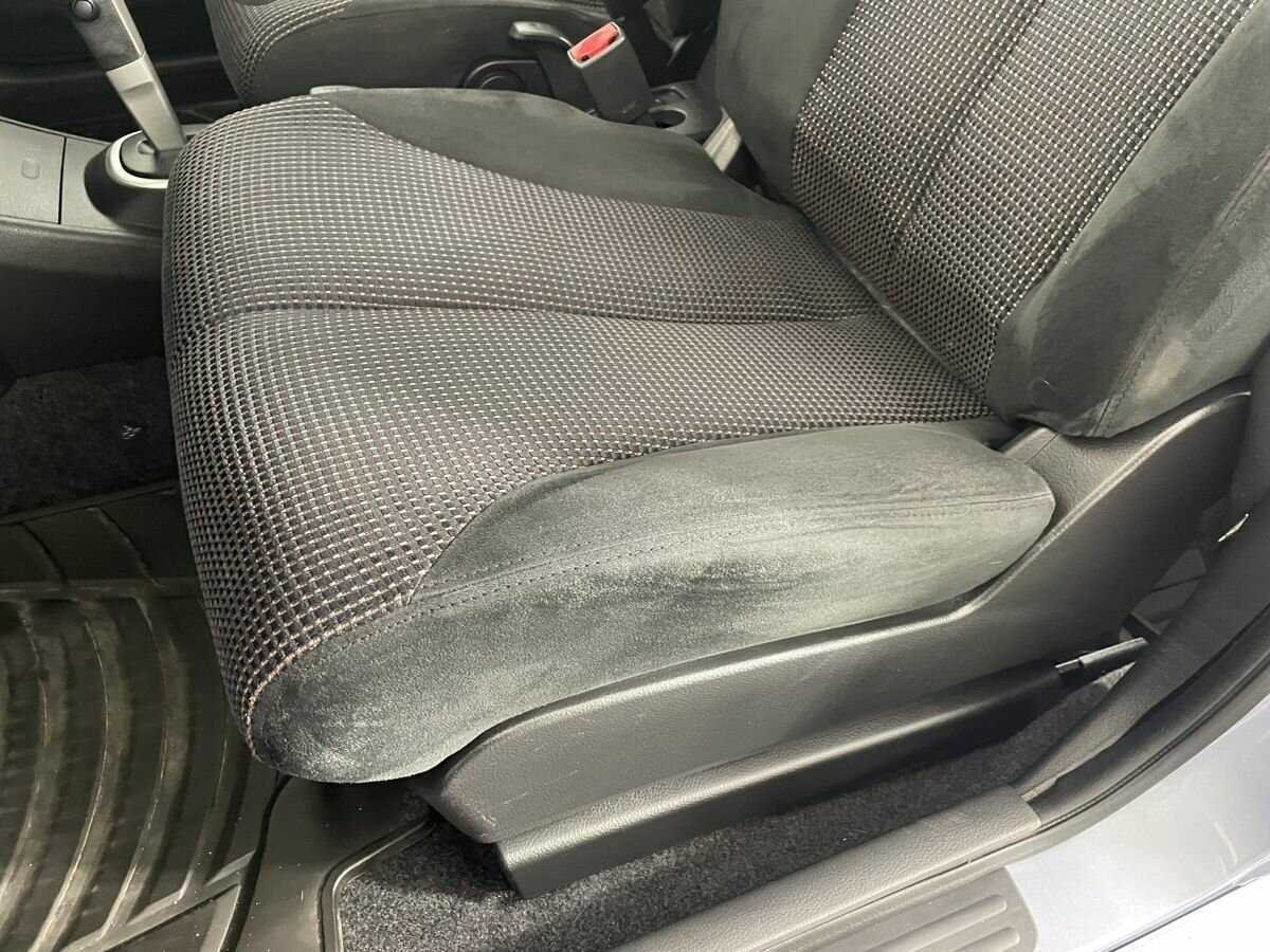 Nissan Tiida 2013 года с пробегом. Фото: #9