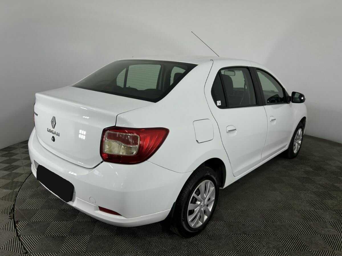 Б/У Рено Логан 2016 года. Фото: #5