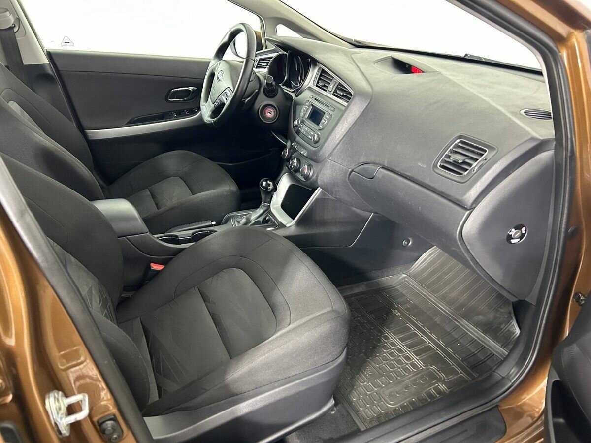 Б/У Киа Сид 2016 года. Фото: #12